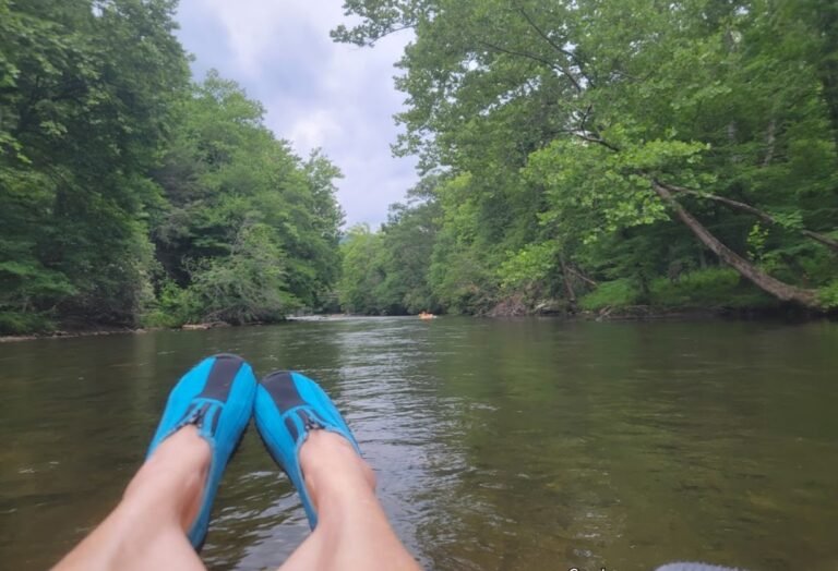 The 5 Best Places For Tubing Adventures In the Smoky Mountains